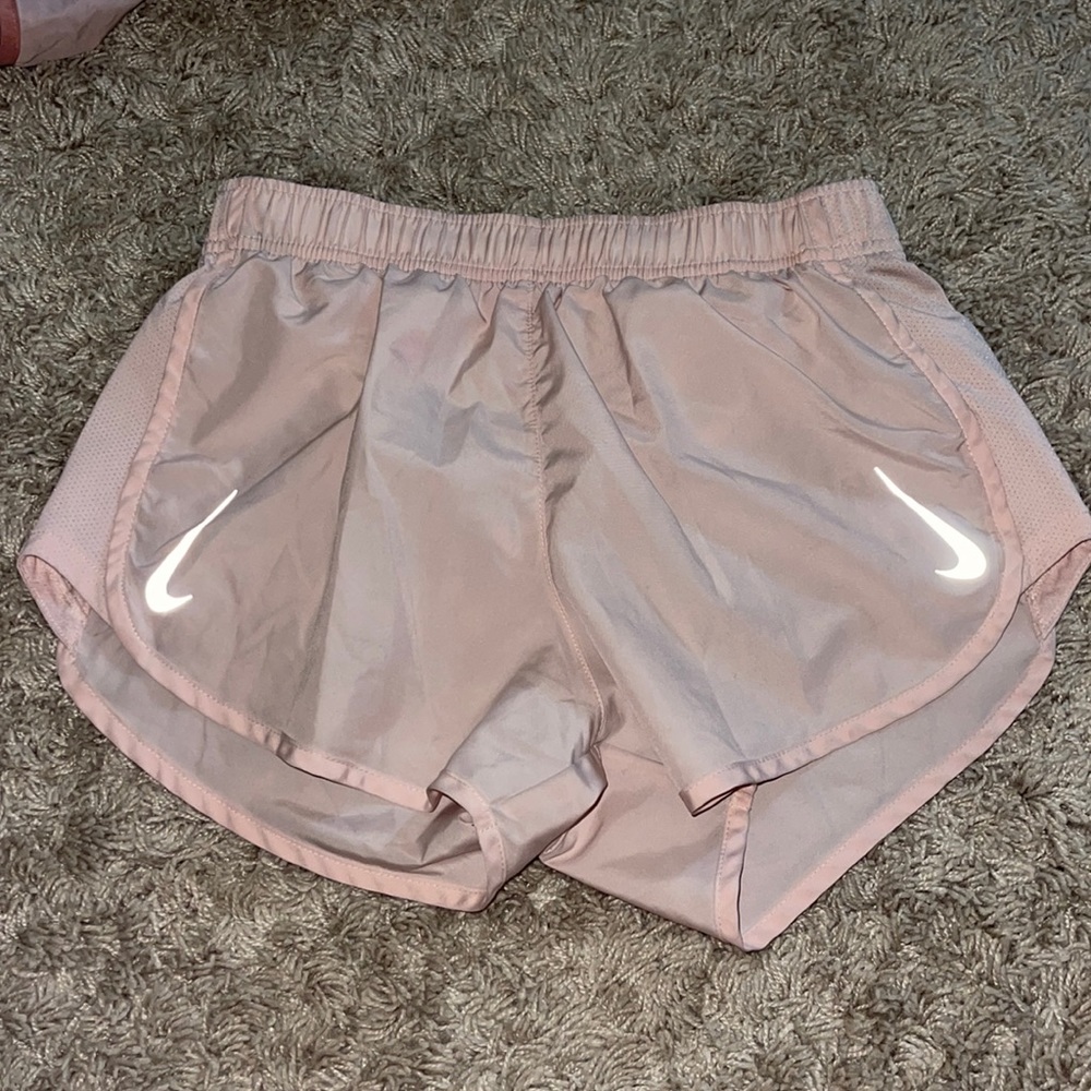 light pink double swoosh nike shorts - Picture 1 of 3